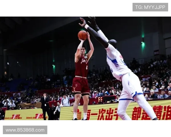 CBA季后赛德比激战轮空球队关注